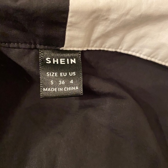 Shein Black and White Bowling Button Down Short Sleeve Shirt with Skull on Front - Picture 4 of 8